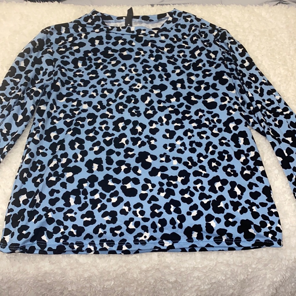 Blue black and white long sleeve cheetah shirt